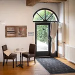 Hébergement de vacances Maison 1